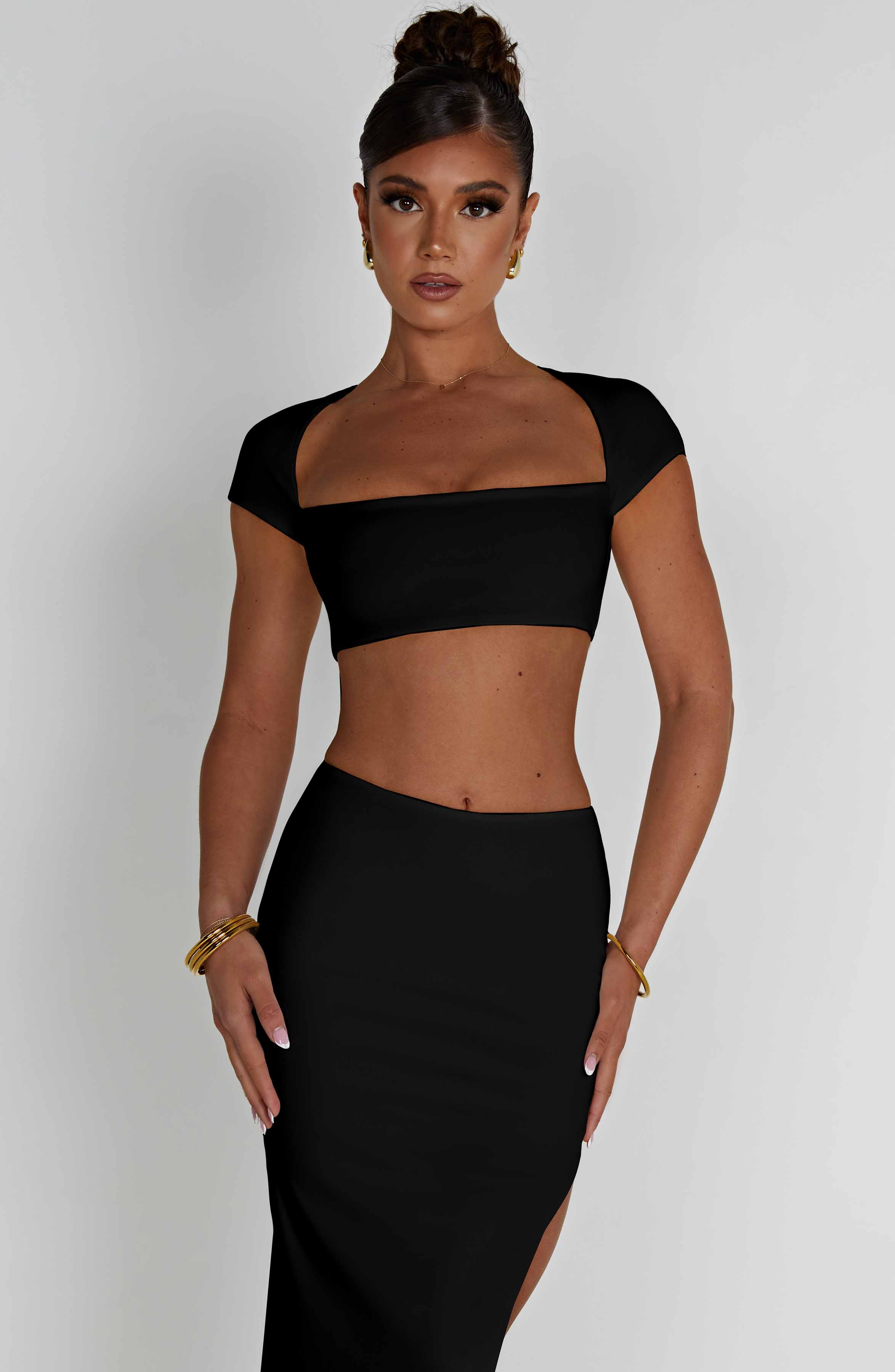 Adorn Top - Black - LioraBella