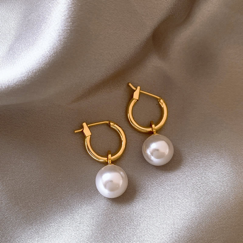 LÉA | Elegant Gold Pearl Earrings
