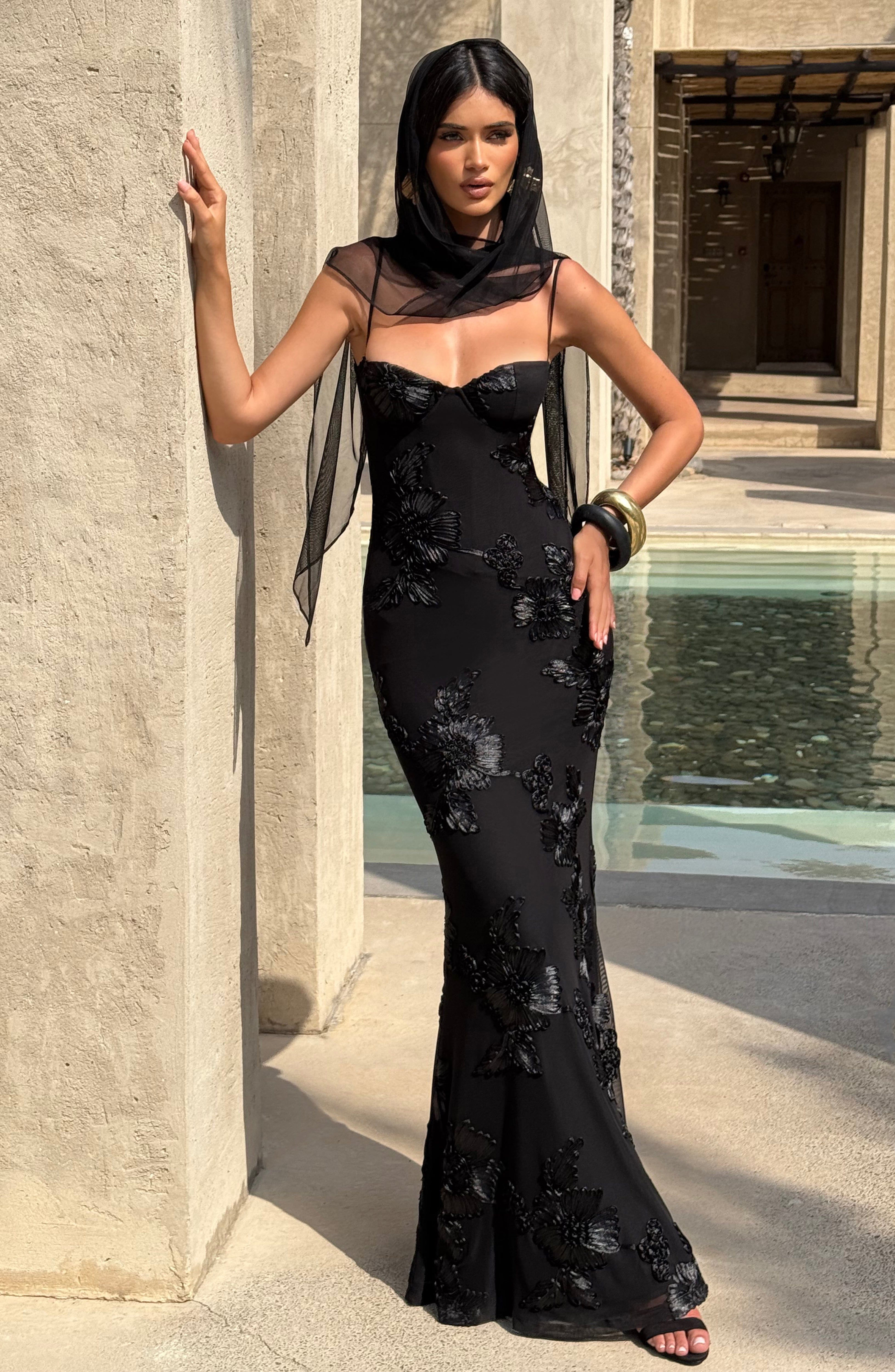Nefertiti Maxi Dress - Black - LioraBella