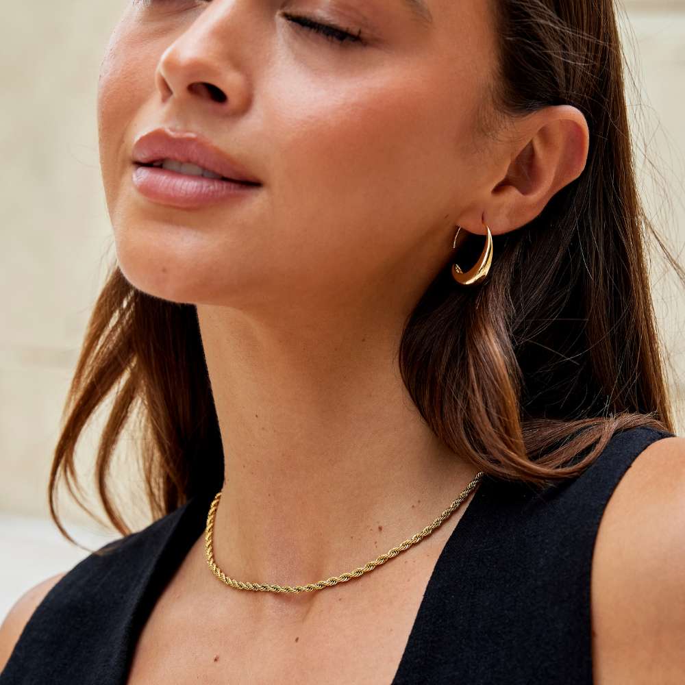 CINA | Gold Teardrop Earrings