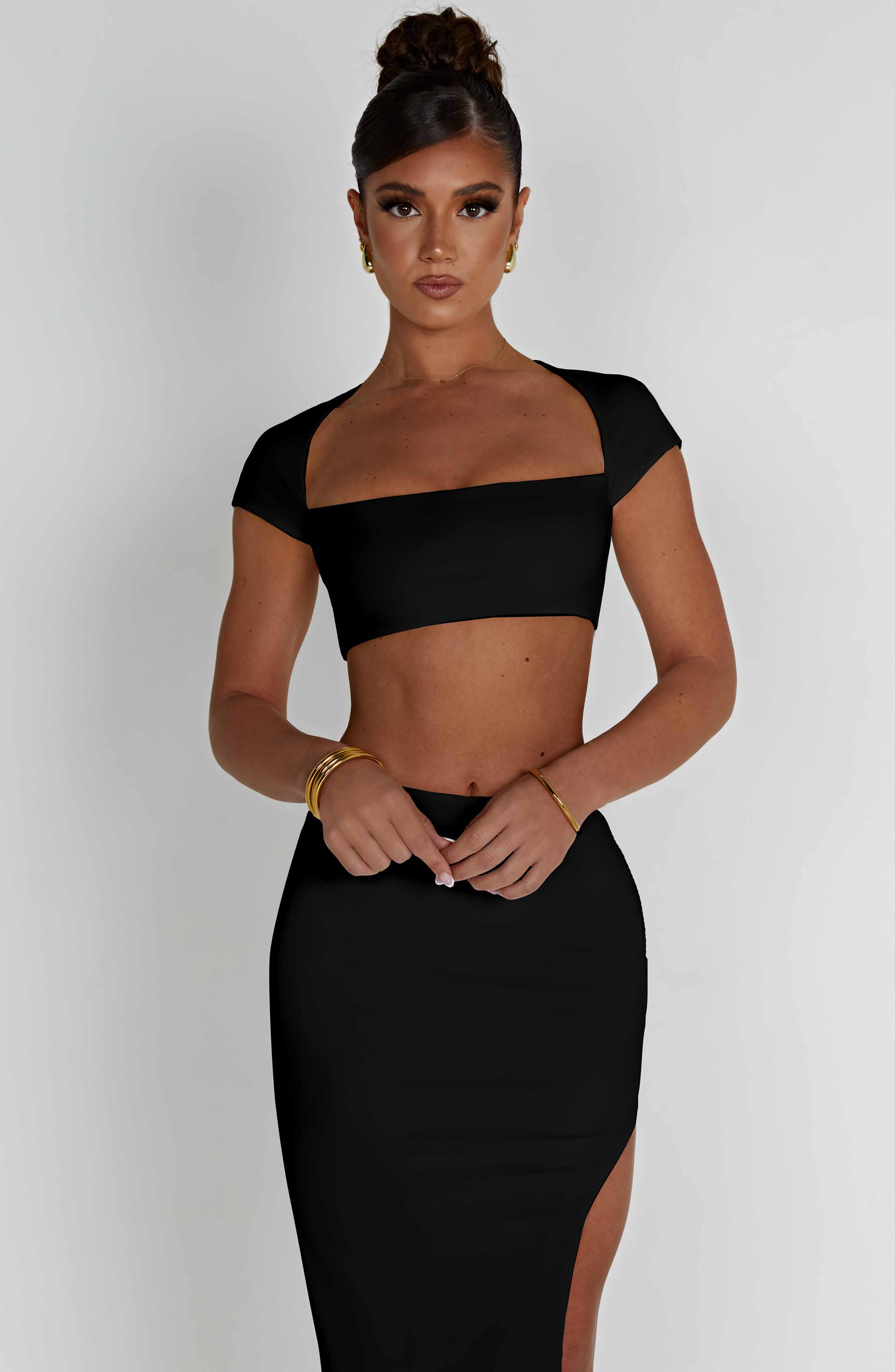 Adorn Top - Black - LioraBella