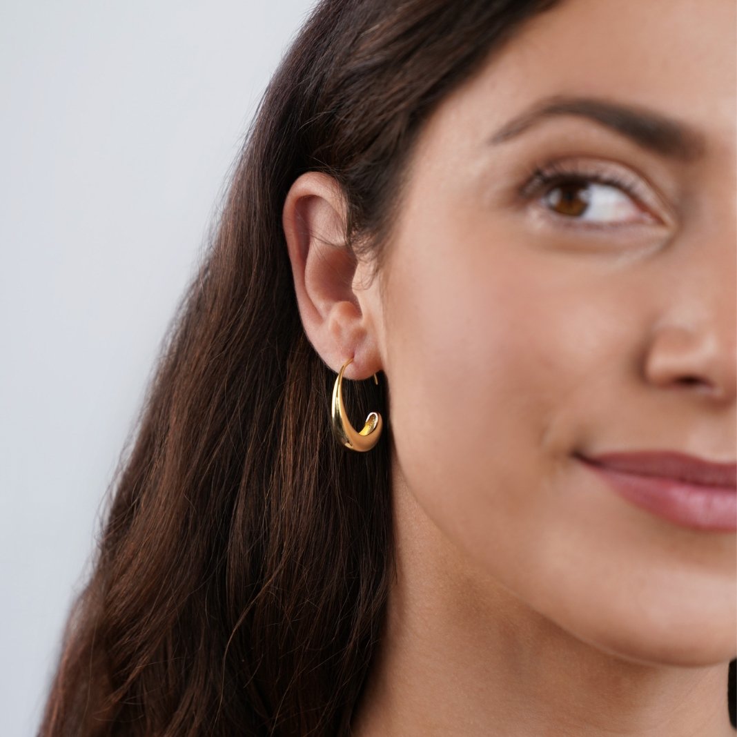 CINA | Gold Teardrop Earrings