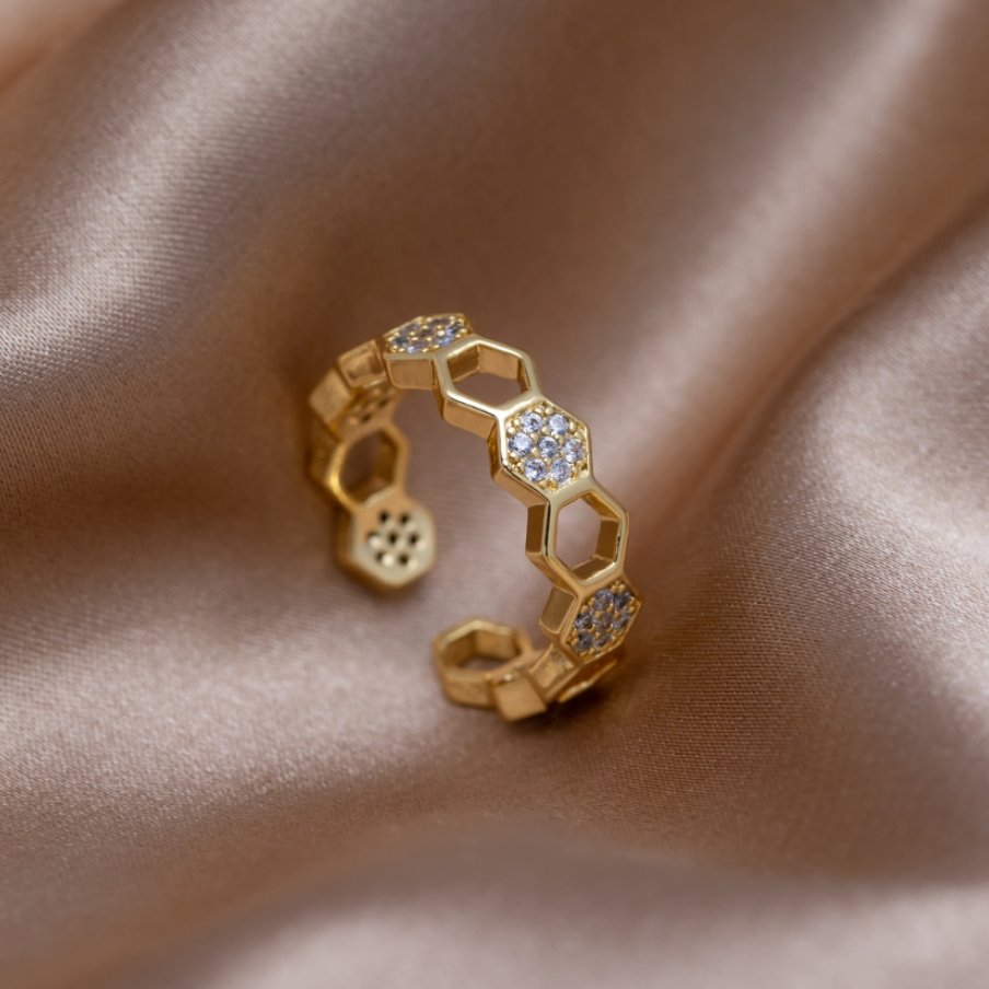 ABEILLE | Gold & Crystal Ring