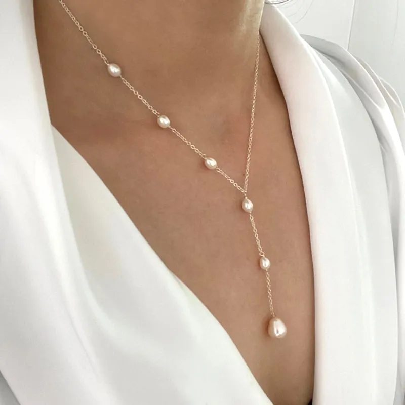 ELIA | Vintage Pendant Pearl Necklace